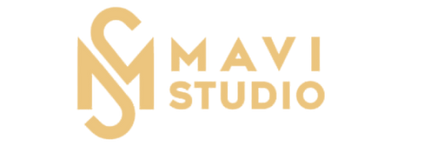 Logo MAVI STUDIO w złotym kolorze.